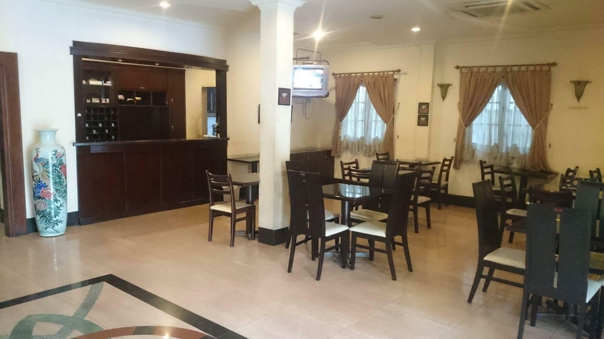 Hotel Citi International Palang Merah Medan Zewnętrze zdjęcie